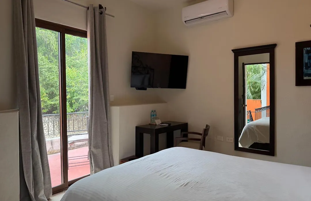 Art 64 Guest House - Adults Only-1